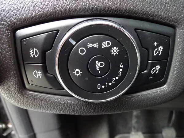 Ford Tourneo Connect 1.0 ECOBOOST TITANIUM - foto 42
