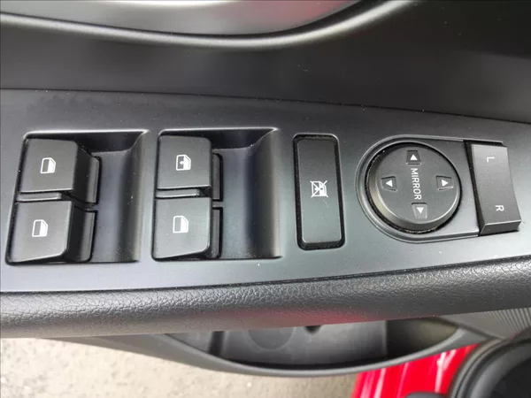Hyundai i30 1,4 T-GDi 103 kW Fastback - foto 20