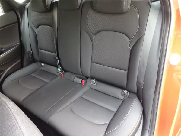 Hyundai i30 1,4 T-GDi 103 kW Fastback - foto 22