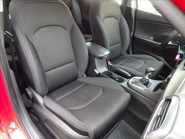 Hyundai i30 1,4 T-GDi 103 kW Fastback - foto 29