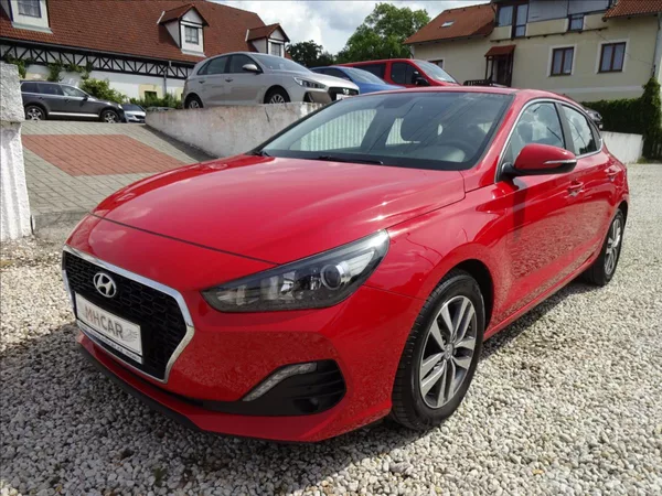Hyundai i30 1,4 T-GDi 103 kW Fastback - foto 3