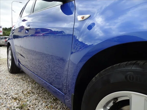 Hyundai ix20 1,6 i 91kW 56 000km - foto 10