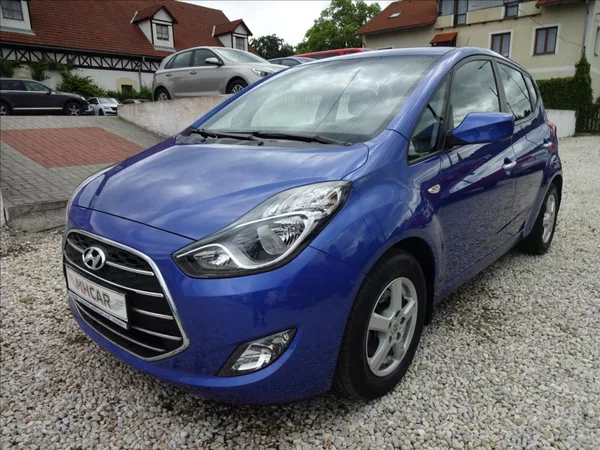 Hyundai ix20 1,6 i 91kW 56 000km - foto 3