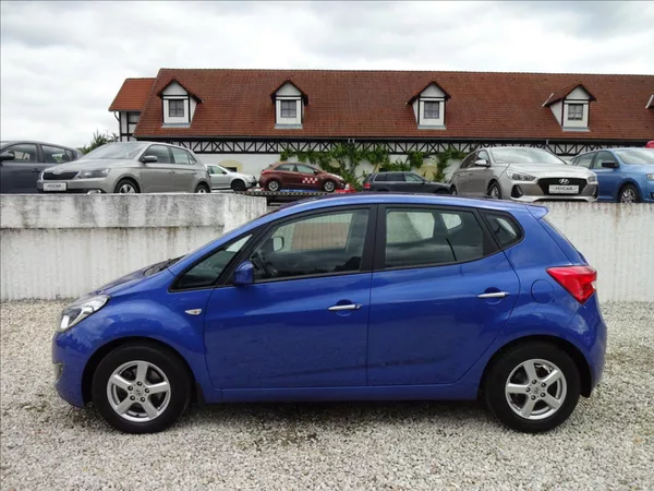 Hyundai ix20 1,6 i 91kW 56 000km - foto 4