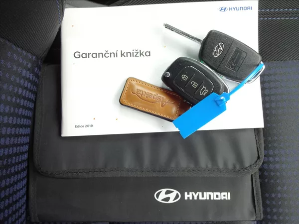 Hyundai ix20 1,6 i 91kW 56 000km - foto 45