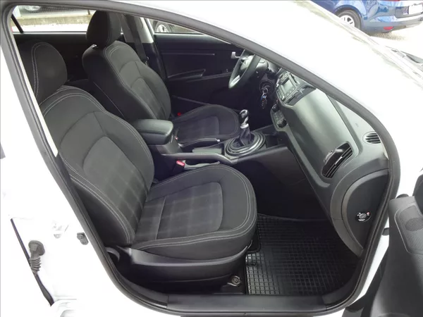 Kia Sportage 1,6GDi Active Plus - foto 28