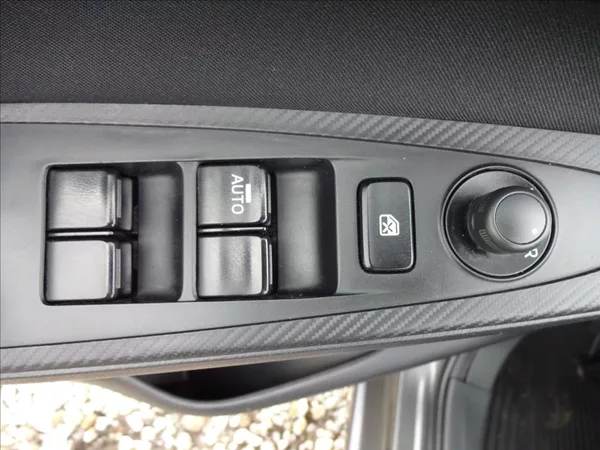 Mazda 2 1,5 i SKYACTIVE - foto 19
