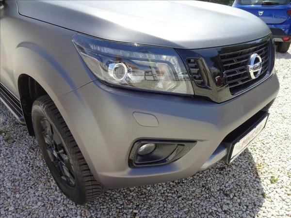 Nissan Navara 2,3 dCi 140 kW 4x4 Automat - foto 11