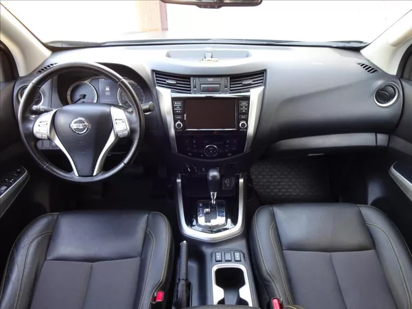 Nissan Navara 2,3 dCi 140 kW 4x4 Automat - foto 32