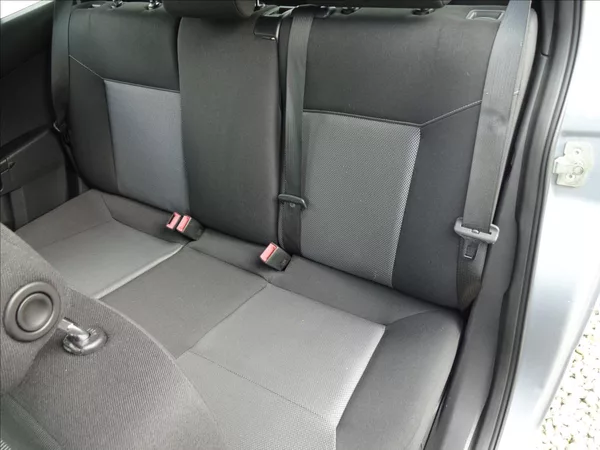 Opel Astra 1,6i 85kW - foto 21