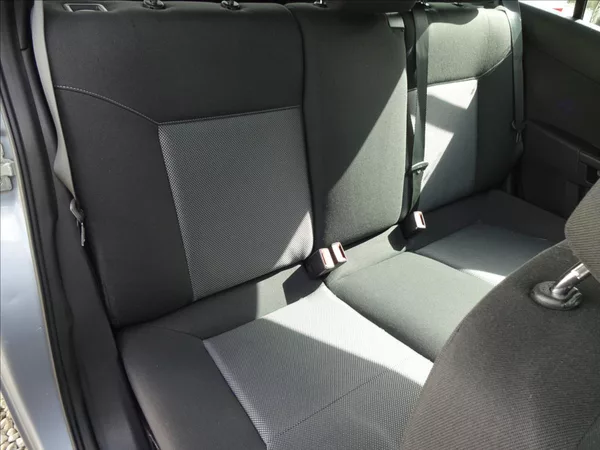 Opel Astra 1,6i 85kW - foto 26
