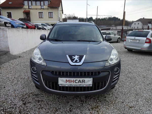 Peugeot 4007 2,2 HDI 115kW 4x4 - foto 2