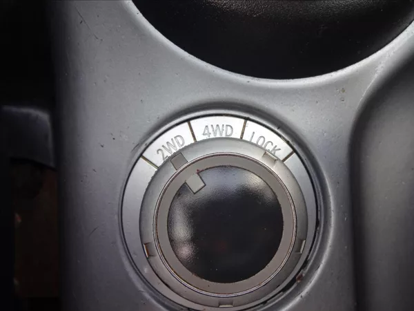 Peugeot 4007 2,2 HDI 115kW 4x4 - foto 36