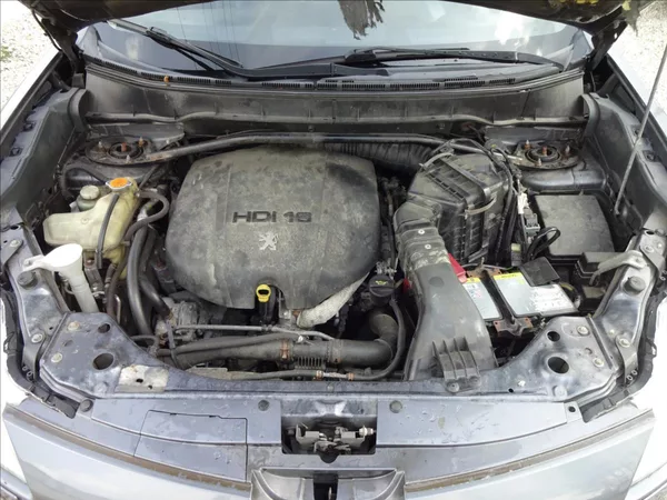 Peugeot 4007 2,2 HDI 115kW 4x4 - foto 44