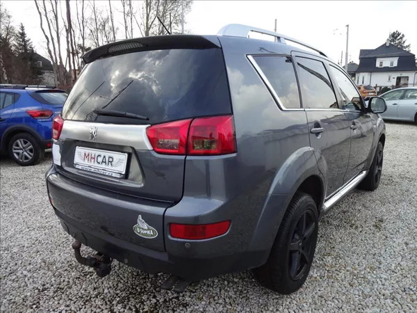 Peugeot 4007 2,2 HDI 115kW 4x4 - foto 7