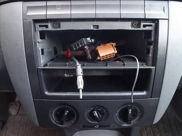 Škoda Fabia I 1,2 i40kW - foto 33