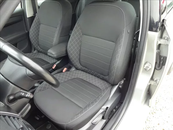 Škoda Fabia III 1.0TSI 70 kW STYLE - foto 17