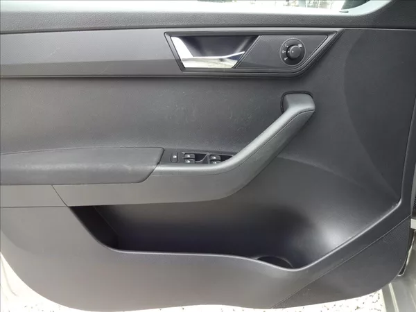 Škoda Fabia III 1.0TSI 70 kW STYLE - foto 18