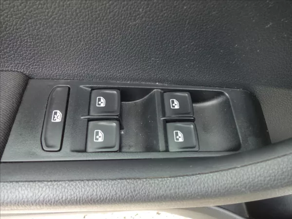 Škoda Fabia III 1.0TSI 70 kW STYLE - foto 19
