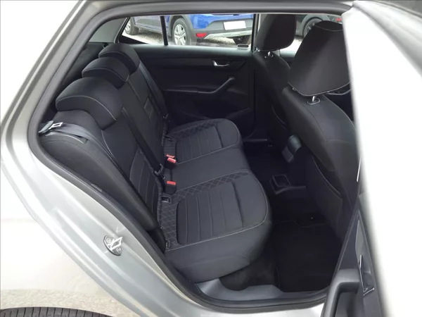 Škoda Fabia III 1.0TSI 70 kW STYLE - foto 26