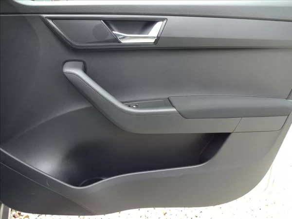 Škoda Fabia III 1.0TSI 70 kW STYLE - foto 31