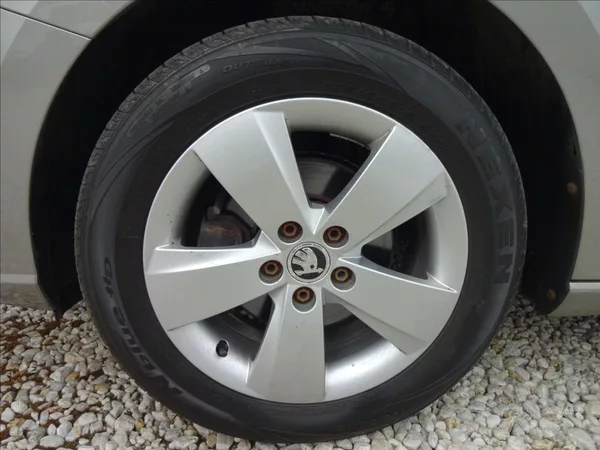 Škoda Fabia III 1.0TSI 70 kW STYLE - foto 48