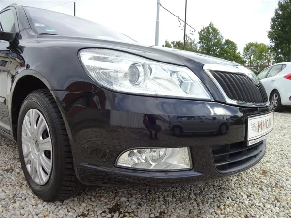 Škoda Octavia II 1,4 TSI 90kW GO MOTORU - foto 11