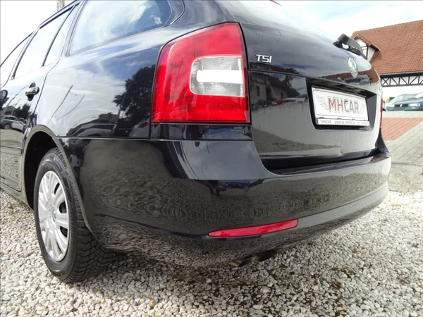Škoda Octavia II 1,4 TSI 90kW GO MOTORU - foto 14