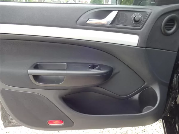 Škoda Octavia II 1,4 TSI 90kW GO MOTORU - foto 18