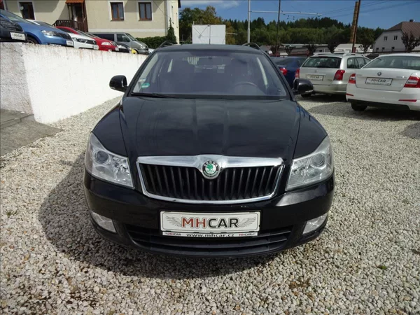 Škoda Octavia II 1,4 TSI 90kW GO MOTORU - foto 2