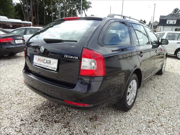 Škoda Octavia II 1,4 TSI 90kW GO MOTORU - foto 7