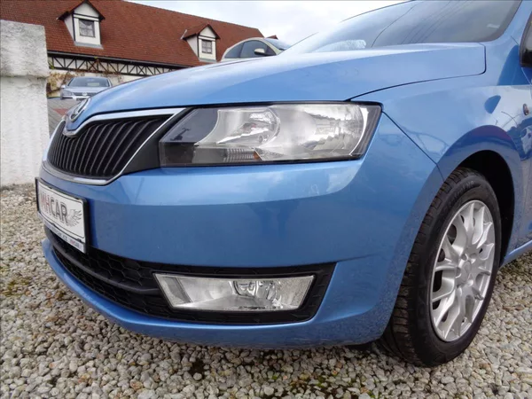 Škoda Rapid 1.2TSI 63 kW - foto 12