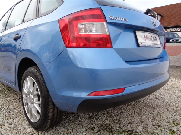Škoda Rapid 1.2TSI 63 kW - foto 14