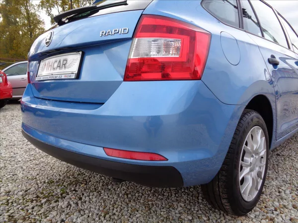 Škoda Rapid 1.2TSI 63 kW - foto 15