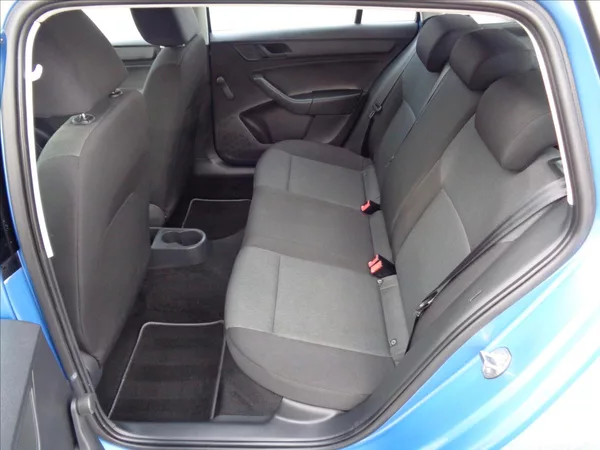Škoda Rapid 1.2TSI 63 kW - foto 20