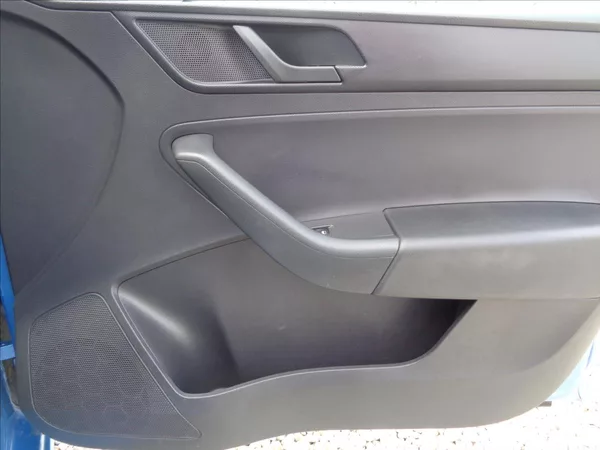 Škoda Rapid 1.2TSI 63 kW - foto 32