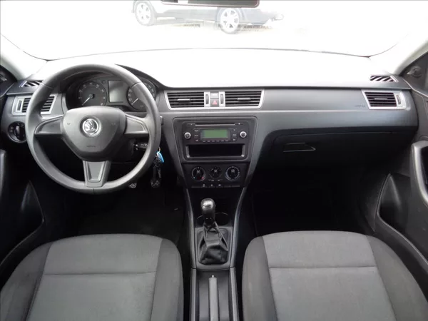 Škoda Rapid 1.2TSI 63 kW - foto 34