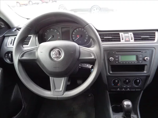 Škoda Rapid 1.2TSI 63 kW - foto 35