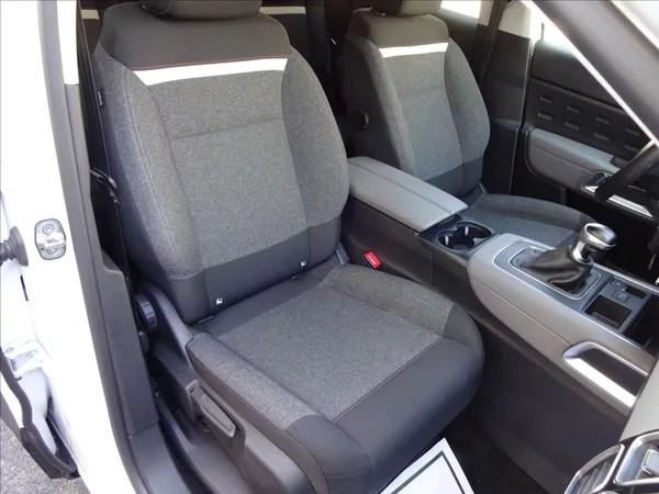 Citroën C5 Aircross 1,2 Pure Tech 96kW - foto 27