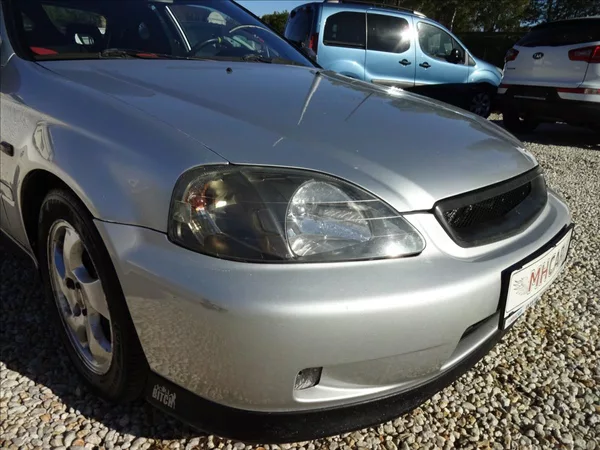 Honda Civic 1,6VTI 118kW - foto 11