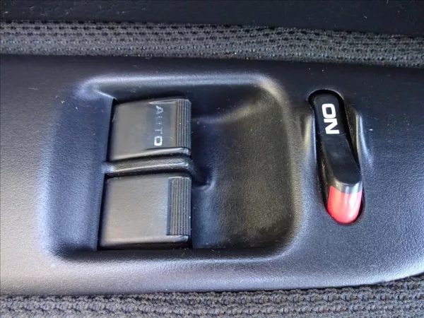 Honda Civic 1,6VTI 118kW - foto 23