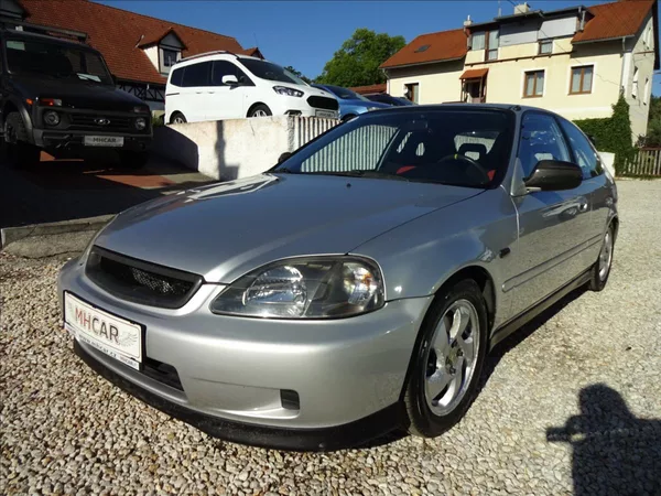 Honda Civic 1,6VTI 118kW - foto 3