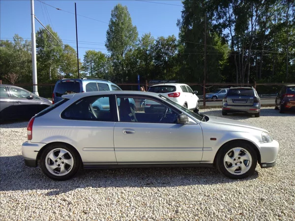 Honda Civic 1,6VTI 118kW - foto 8