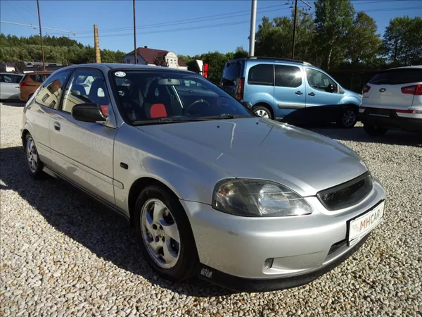Honda Civic 1,6VTI 118kW - foto 9