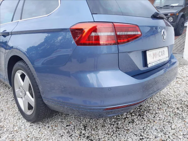 Volkswagen Passat Variant 2.0 TDI 110KW - foto 14