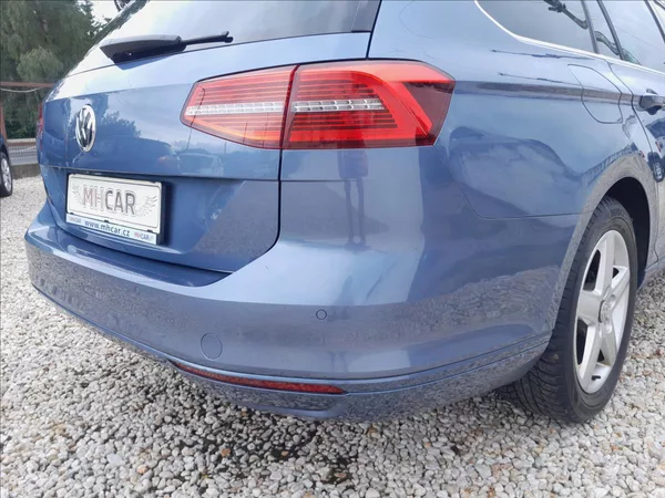 Volkswagen Passat Variant 2.0 TDI 110KW - foto 15