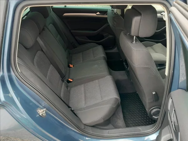 Volkswagen Passat Variant 2.0 TDI 110KW - foto 29