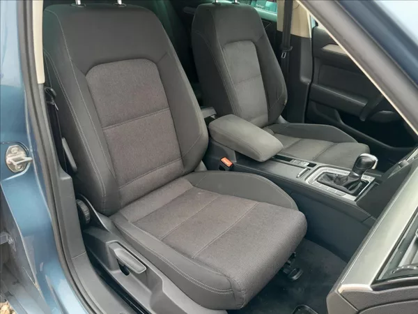 Volkswagen Passat Variant 2.0 TDI 110KW - foto 33