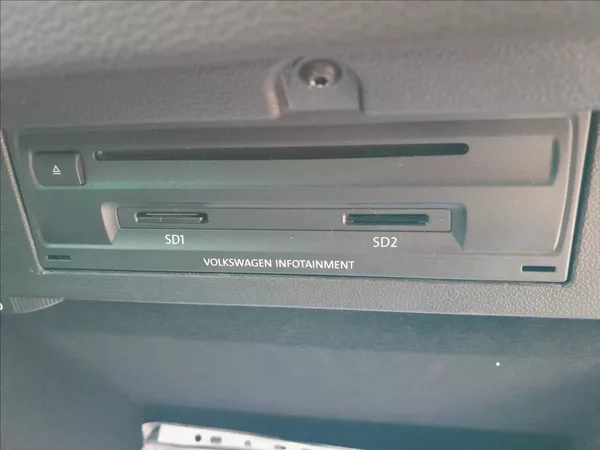 Volkswagen Passat Variant 2.0 TDI 110KW - foto 36