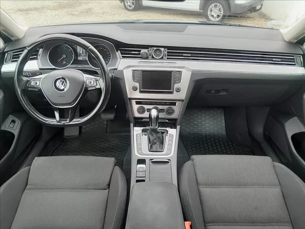 Volkswagen Passat Variant 2.0 TDI 110KW - foto 37